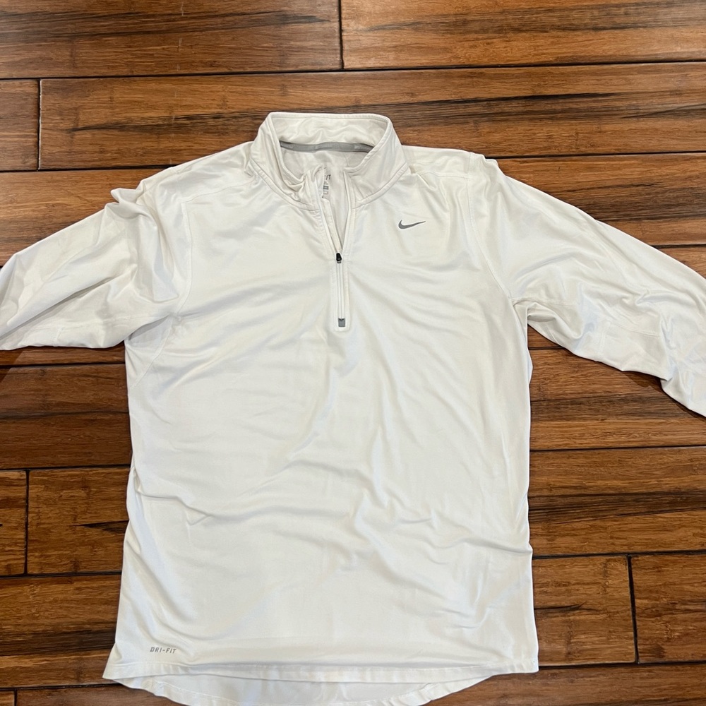 Men’s Med White Nike Dri-fit half zip pullover